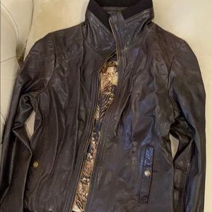 100% leather short jacket